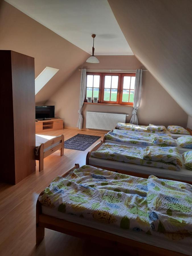 Dom Wakacyjny Hortensja Jastrzebia Gora Mieroszyno Exterior foto